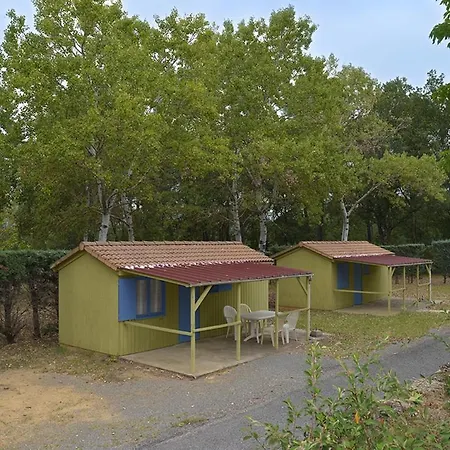 Parque de Campismo La Rouviere Les Pins 3*
